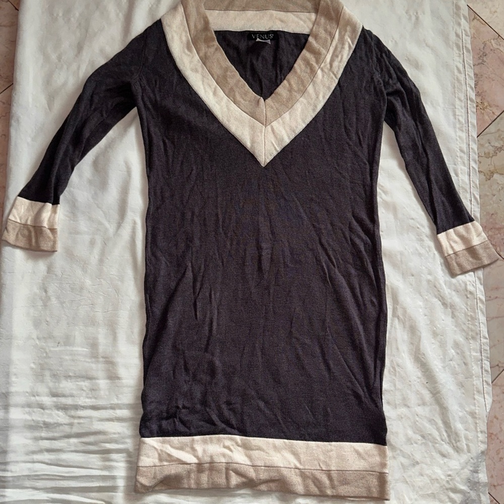 VENUS Black and Cream Knit Dress